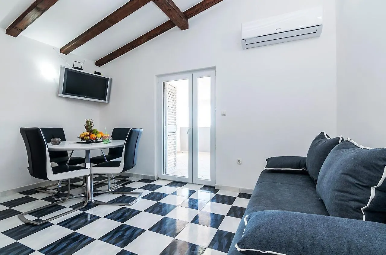 Apartment Tony With Private Pool Sukosan Croatia